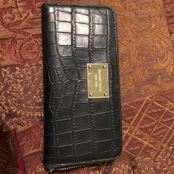 Michael Kors Continental Wallett - Picture 1 of 2